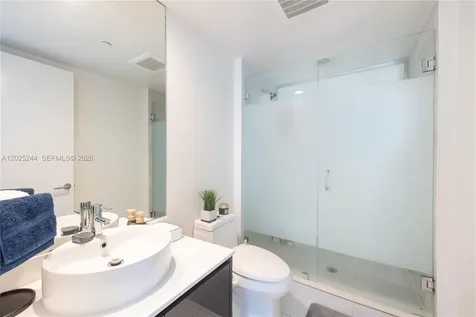 31 SE 6th Street Miami FL 33131
