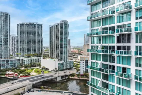 31 SE 6th Street Miami FL 33131