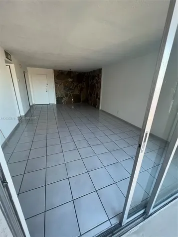 8511 NW 8th Street Miami FL 33126