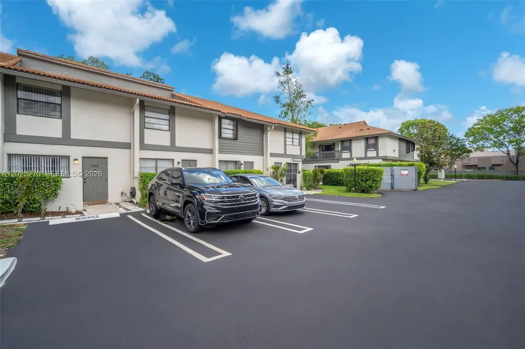 9764 NW 14th Street Coral Springs FL 33071