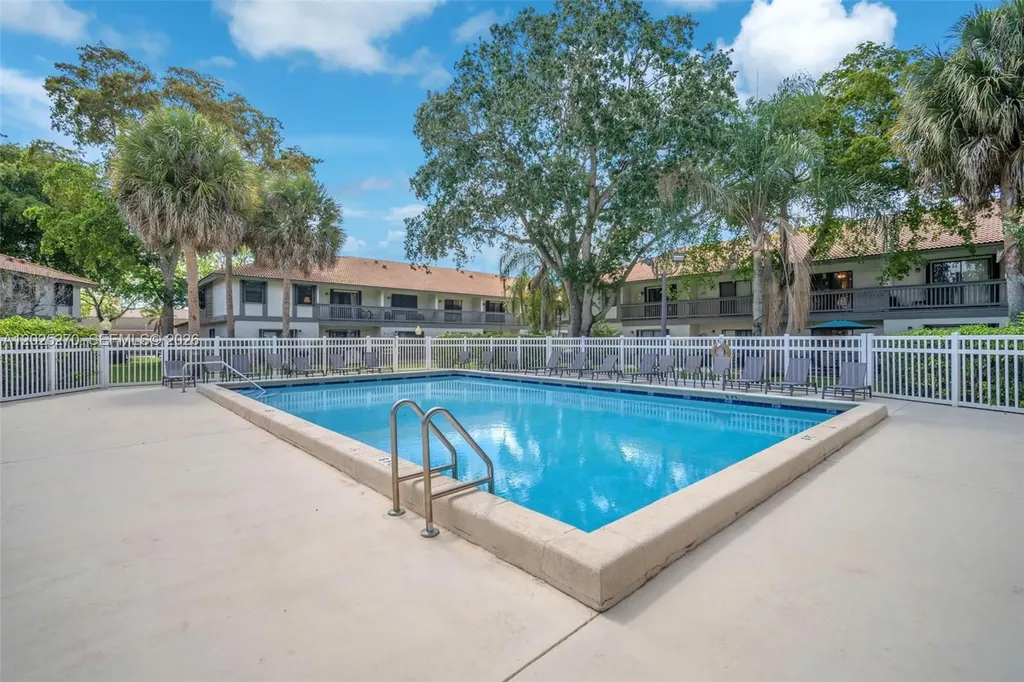 9764 NW 14th Street Coral Springs FL 33071