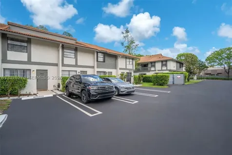 9764 NW 14th Street Coral Springs FL 33071