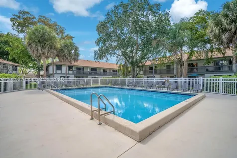 9764 NW 14th Street Coral Springs FL 33071