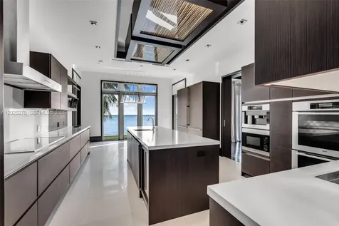 760 S Mashta Drive Key Biscayne FL 33149