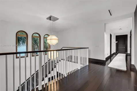 760 S Mashta Drive Key Biscayne FL 33149