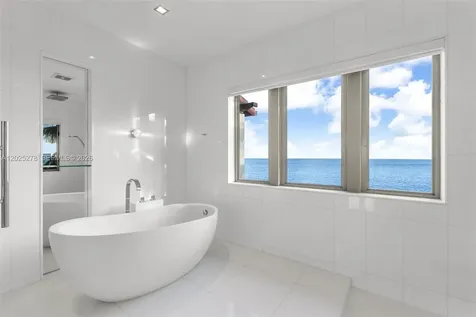 760 S Mashta Drive Key Biscayne FL 33149