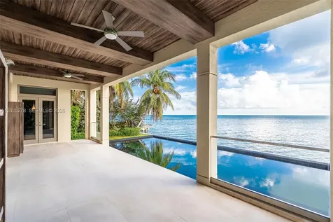 760 S Mashta Drive Key Biscayne FL 33149