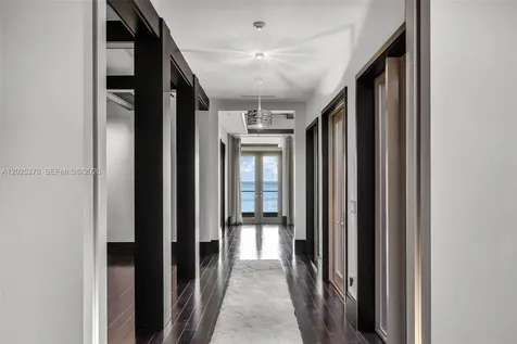 760 S Mashta Drive Key Biscayne FL 33149