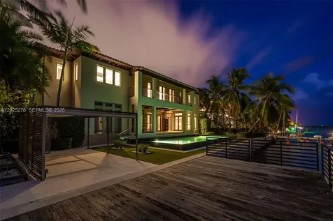 760 S Mashta Drive Key Biscayne FL 33149