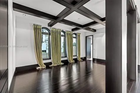 760 S Mashta Drive Key Biscayne FL 33149