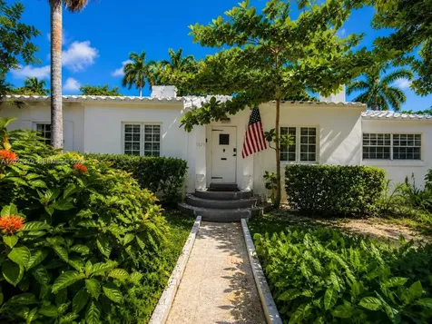 1329 Tyler Street Hollywood FL 33019