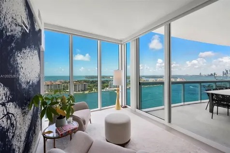 1000 S Pointe Drive Miami Beach FL 33139