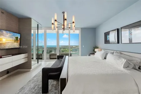 1000 S Pointe Drive Miami Beach FL 33139