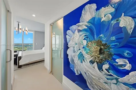 1000 S Pointe Drive Miami Beach FL 33139