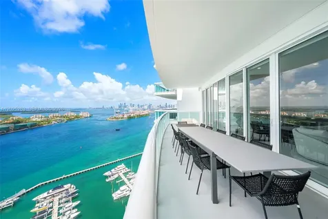1000 S Pointe Drive Miami Beach FL 33139