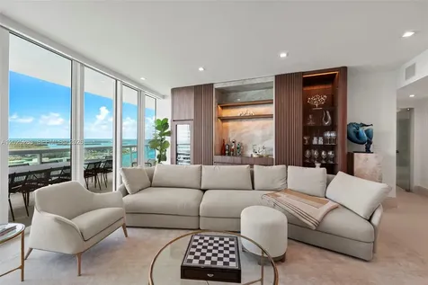 1000 S Pointe Drive Miami Beach FL 33139