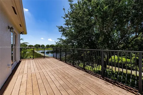 8904 Maple Hill Court Boynton Beach FL 33473