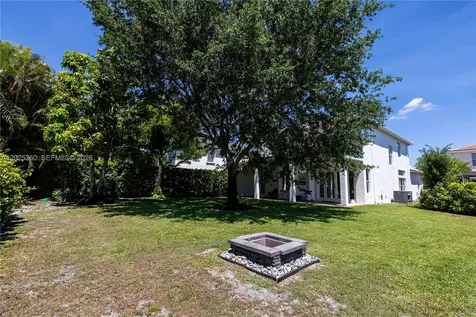 8904 Maple Hill Court Boynton Beach FL 33473