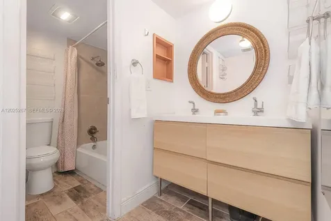 3401 N Country Club Drive Aventura FL 33180
