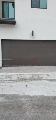 4425 NW 83rd Parkway Doral FL 33166