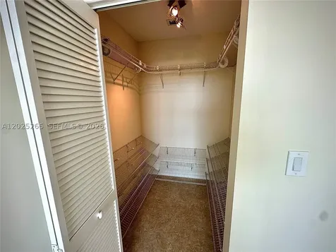 2525 SW 3rd Avenue Miami FL 33129