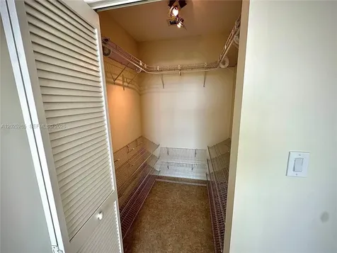 2525 SW 3rd Avenue Miami FL 33129