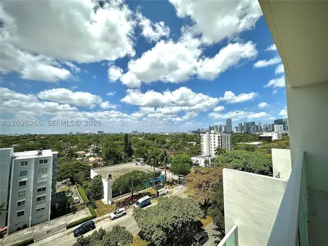 2525 SW 3rd Avenue Miami FL 33129