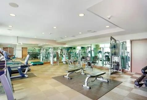 2525 SW 3rd Avenue Miami FL 33129