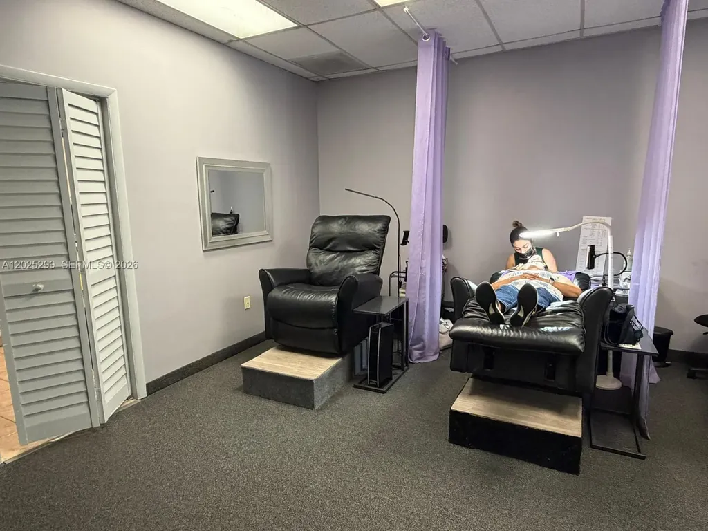 2700-2750 N 29th Avenue Hollywood FL 33020