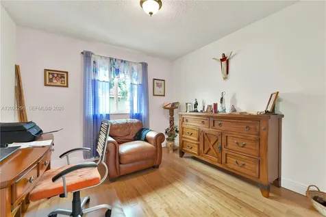 10006 SW 162nd Path Miami FL 33196