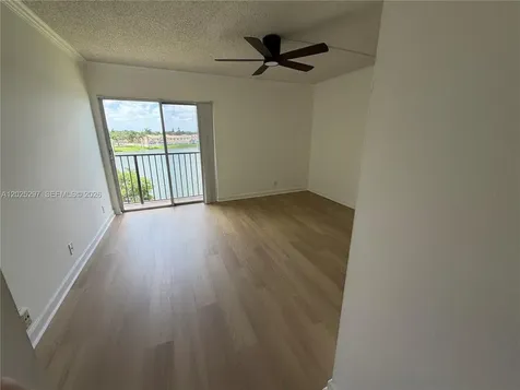 8560 N Sherman Circle Miramar FL 33025