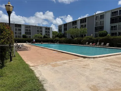 8560 N Sherman Circle Miramar FL 33025