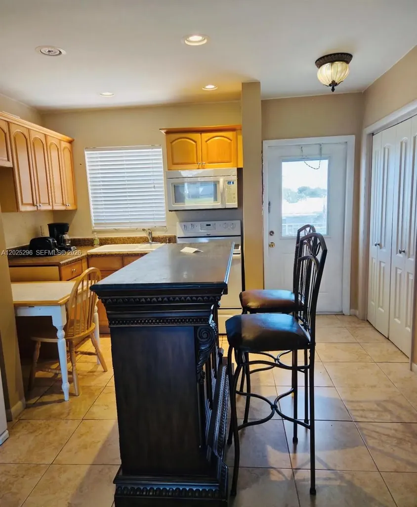 251 S Golf Boulevard Pompano Beach FL 33064