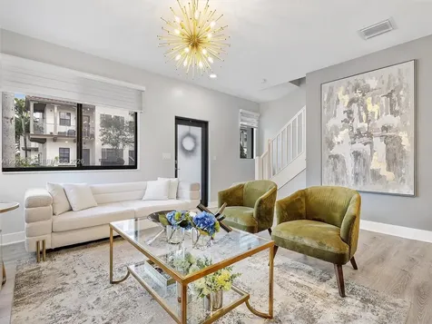 8398 NW 51st Terrace Doral FL 33166