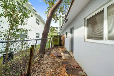 446 SW 4th Avenue Fort Lauderdale FL 33315