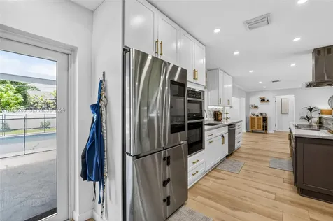 410 SW 55th Avenue Plantation FL 33317
