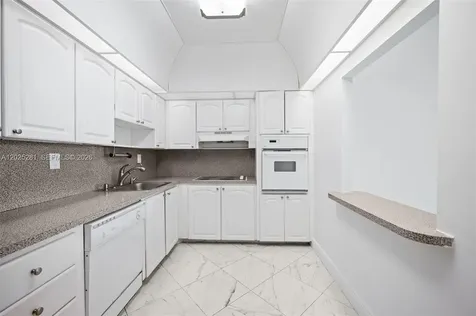 19380 Collins Avenue Sunny Isles Beach FL 33160