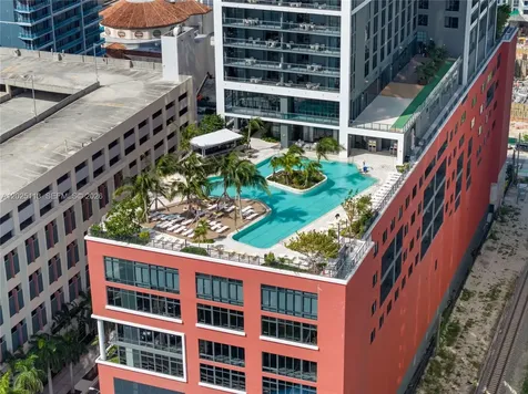 159 NE 6th Street Miami FL 33132