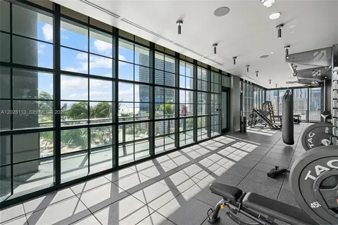 159 NE 6th Street Miami FL 33132