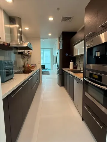 7928 East Drive North Bay Village FL 33141