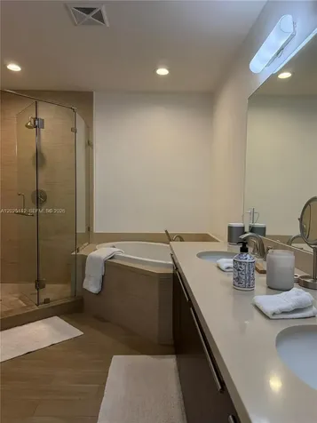 7928 East Drive North Bay Village FL 33141