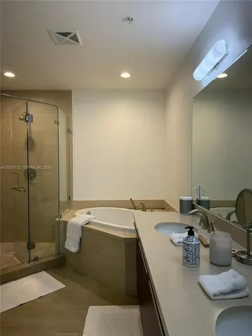 7928 East Drive North Bay Village FL 33141