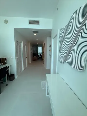 7928 East Drive North Bay Village FL 33141