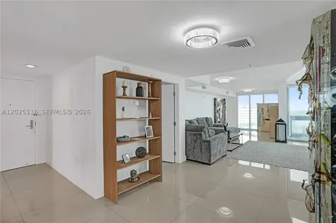 7930 East Drive North Bay Village FL 33141
