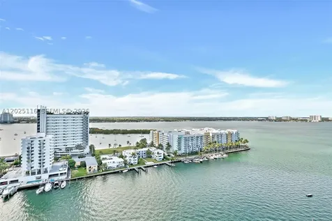 7930 East Drive North Bay Village FL 33141