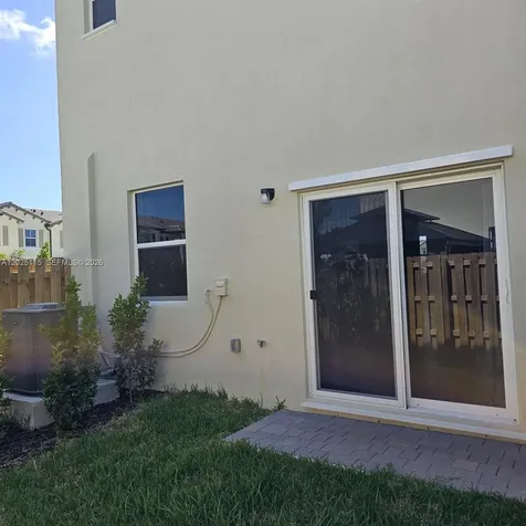 2899 SE 25th Terrace Homestead FL 33035
