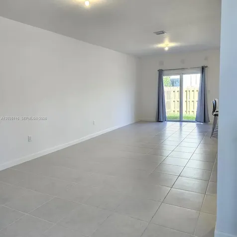 2899 SE 25th Terrace Homestead FL 33035