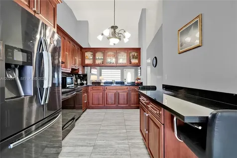 7462 W 29th Way Hialeah FL 33018
