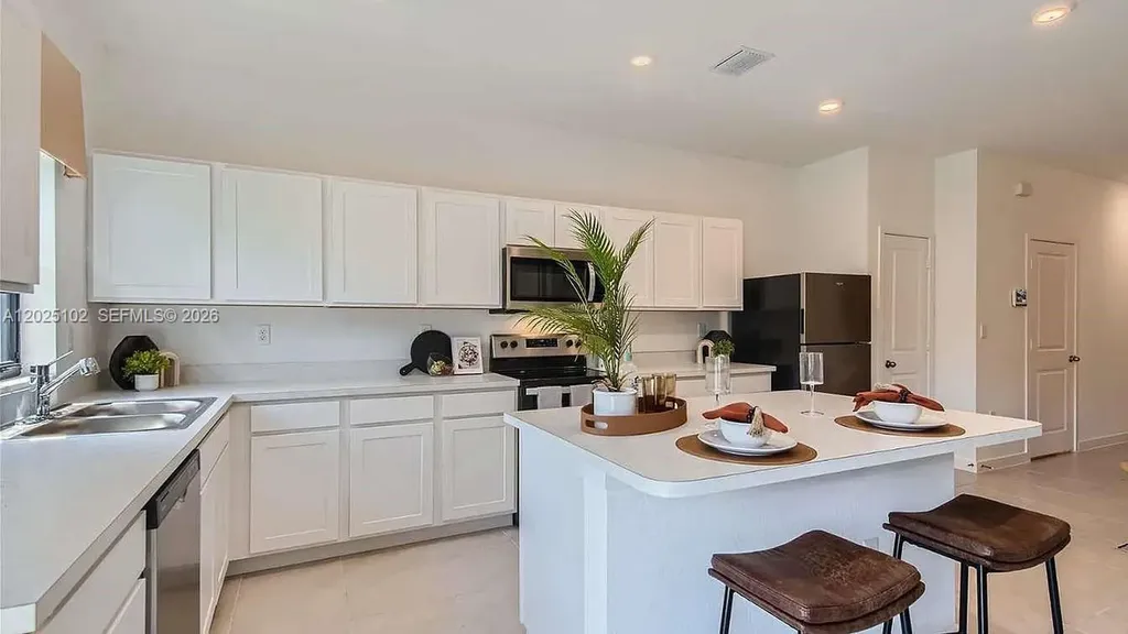876 NW 3rd Way Pompano Beach FL 33060