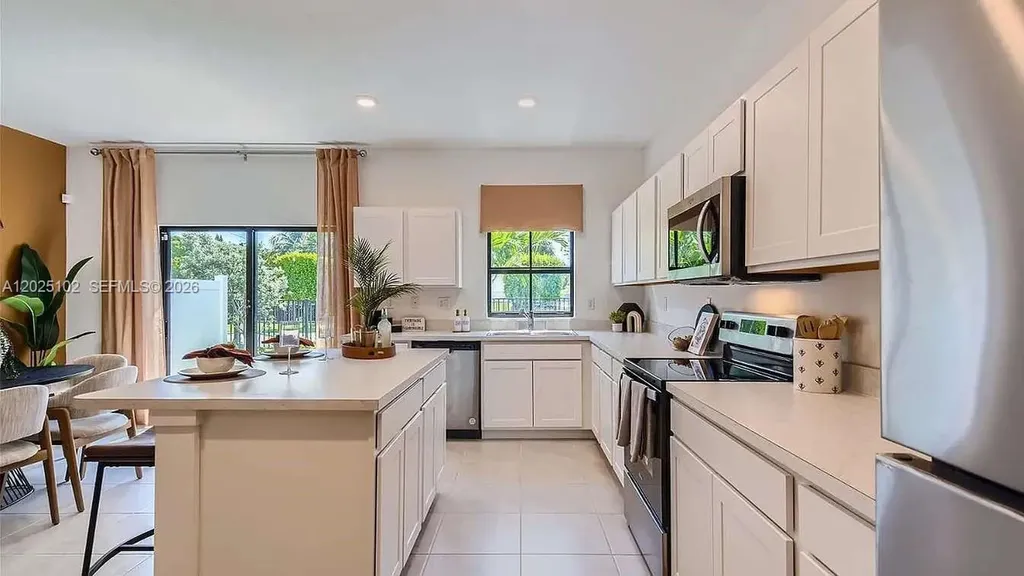 876 NW 3rd Way Pompano Beach FL 33060